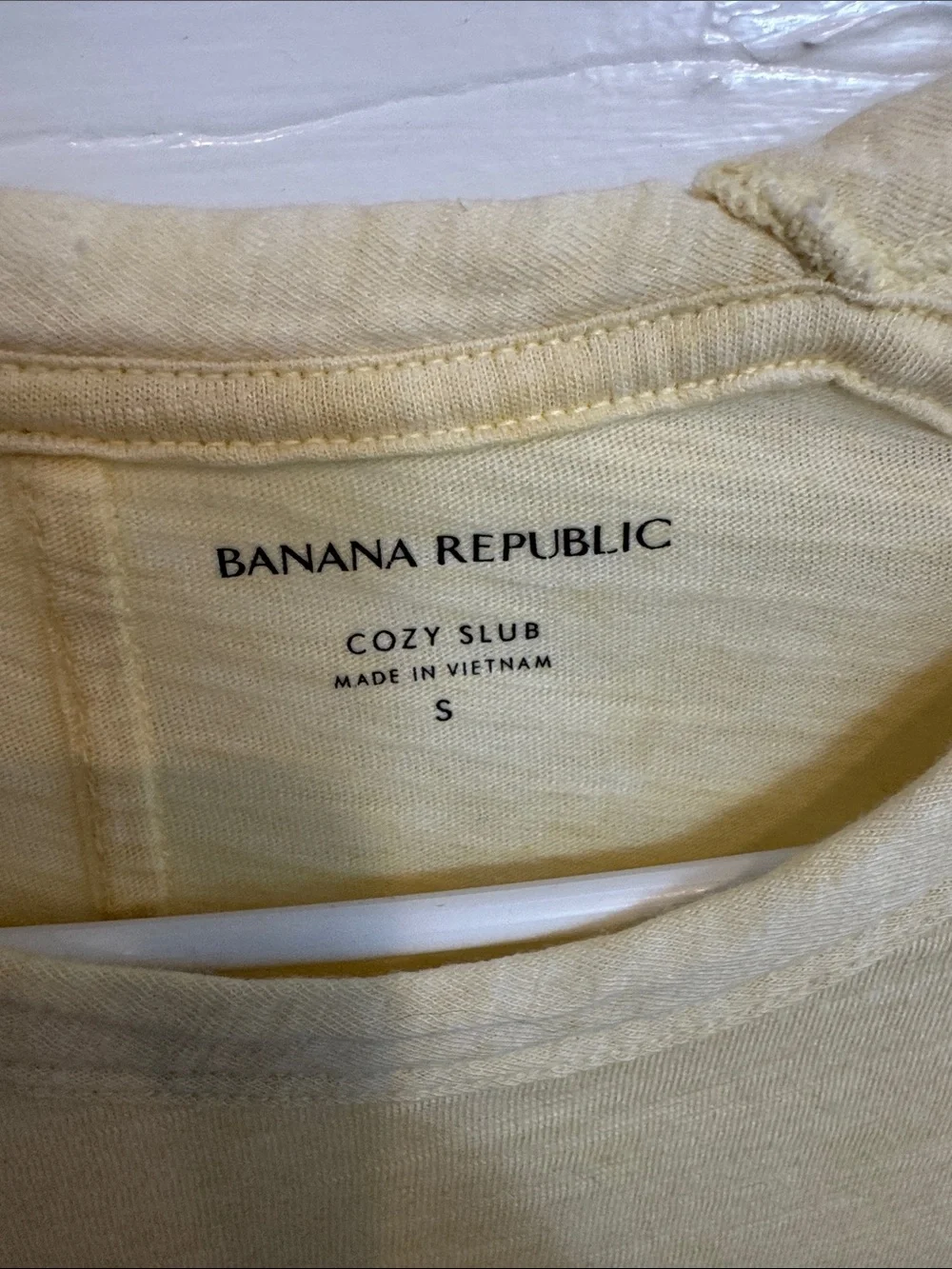 Banana Republic Short Sleeve Crewneck Tee in Light Yellow - Picture 2 of 2